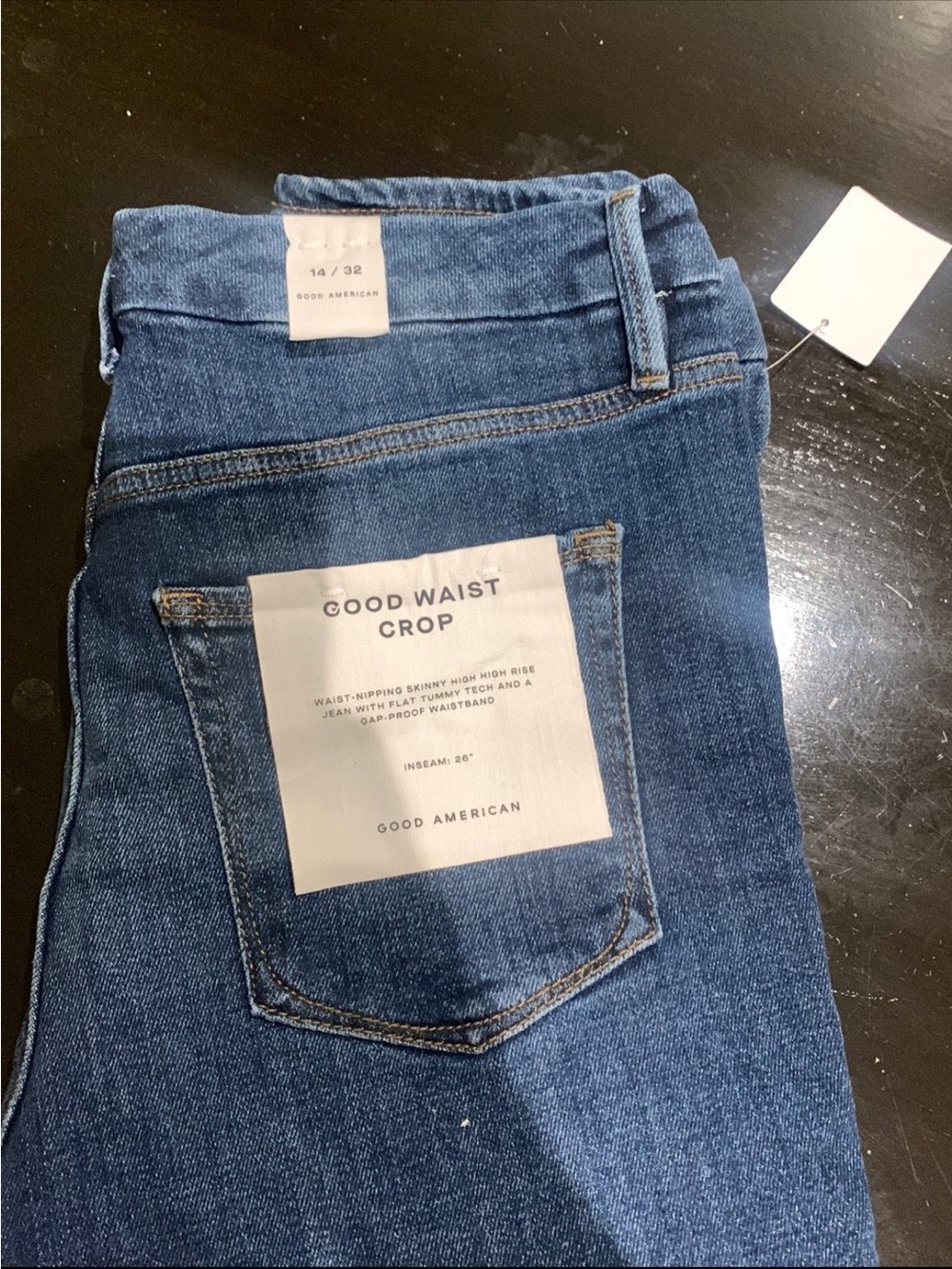 Good American Good Waist Crop Jeans - Medium Blue